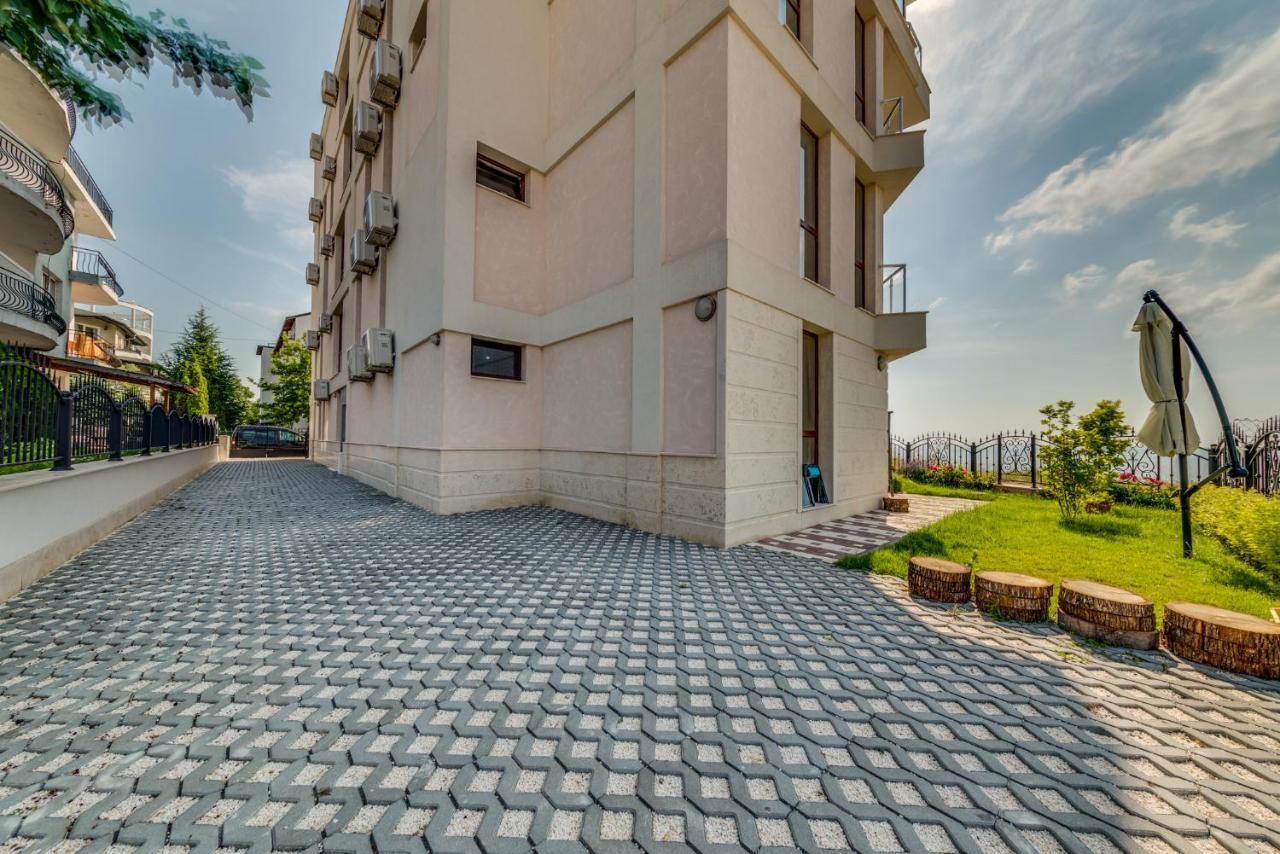 Apartcomplex Golden Bay Aparthotel Ravda Exterior photo