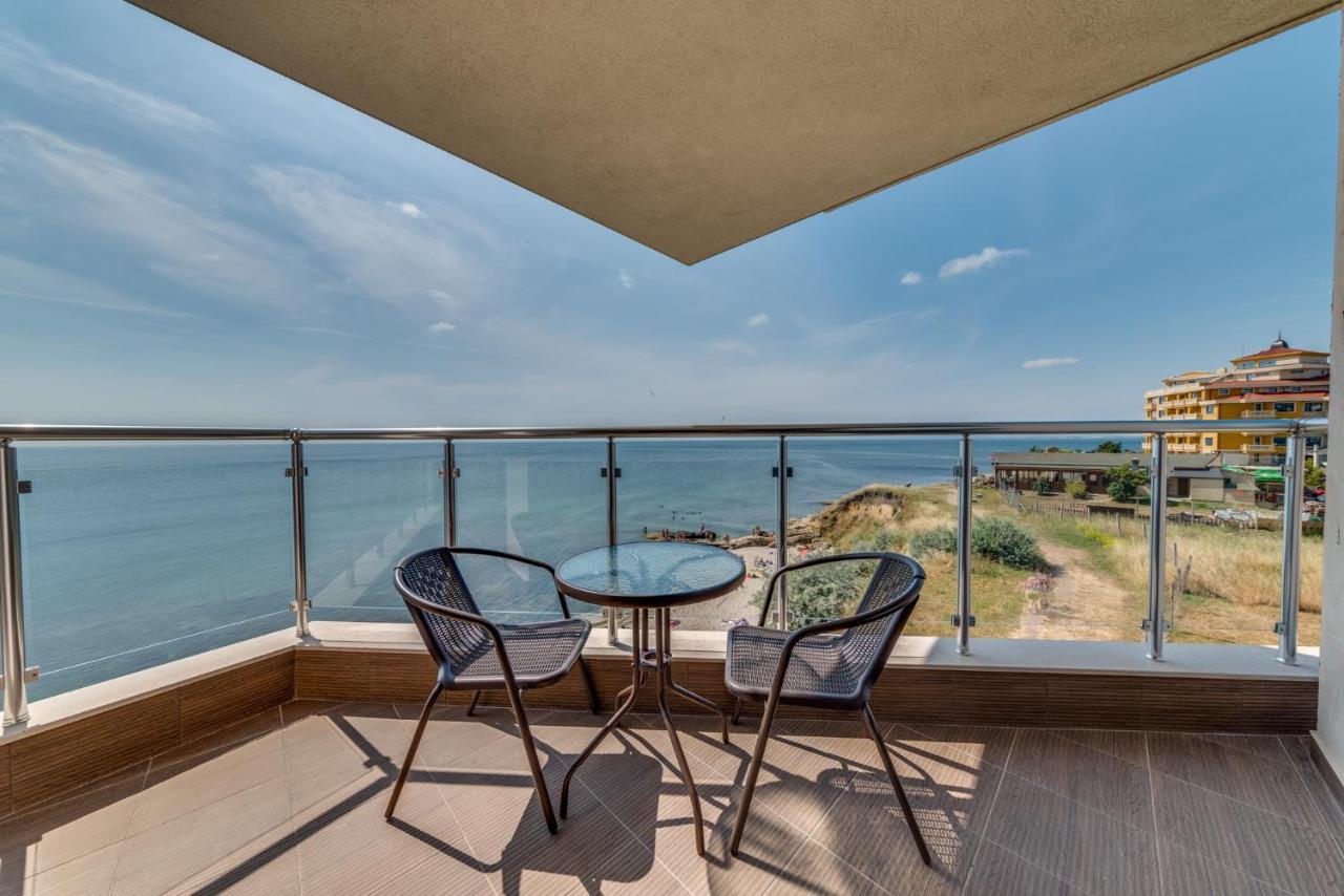 Apartcomplex Golden Bay Ravda Exterior photo