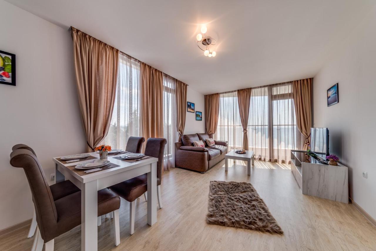 Apartcomplex Golden Bay Ravda Exterior photo
