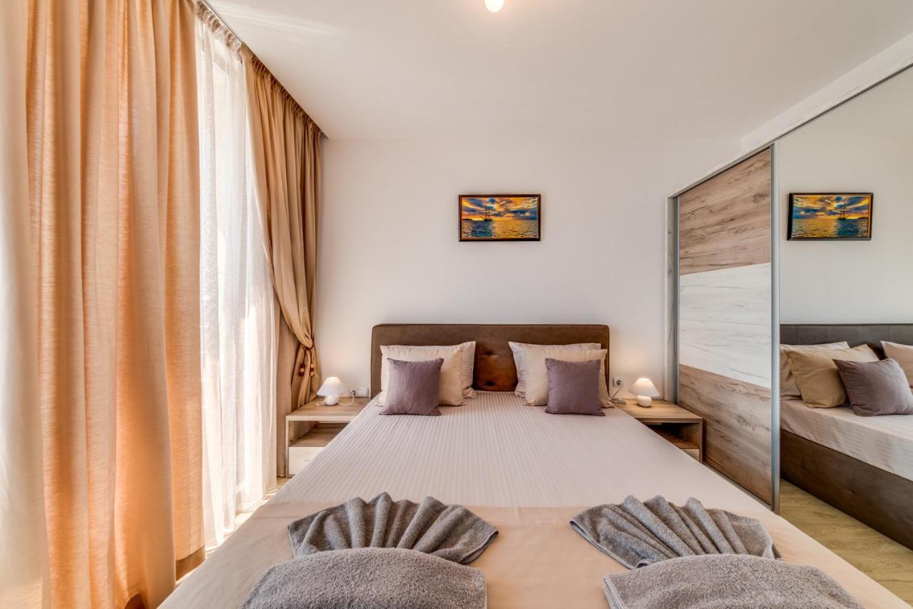 Apartcomplex Golden Bay Ravda Exterior photo