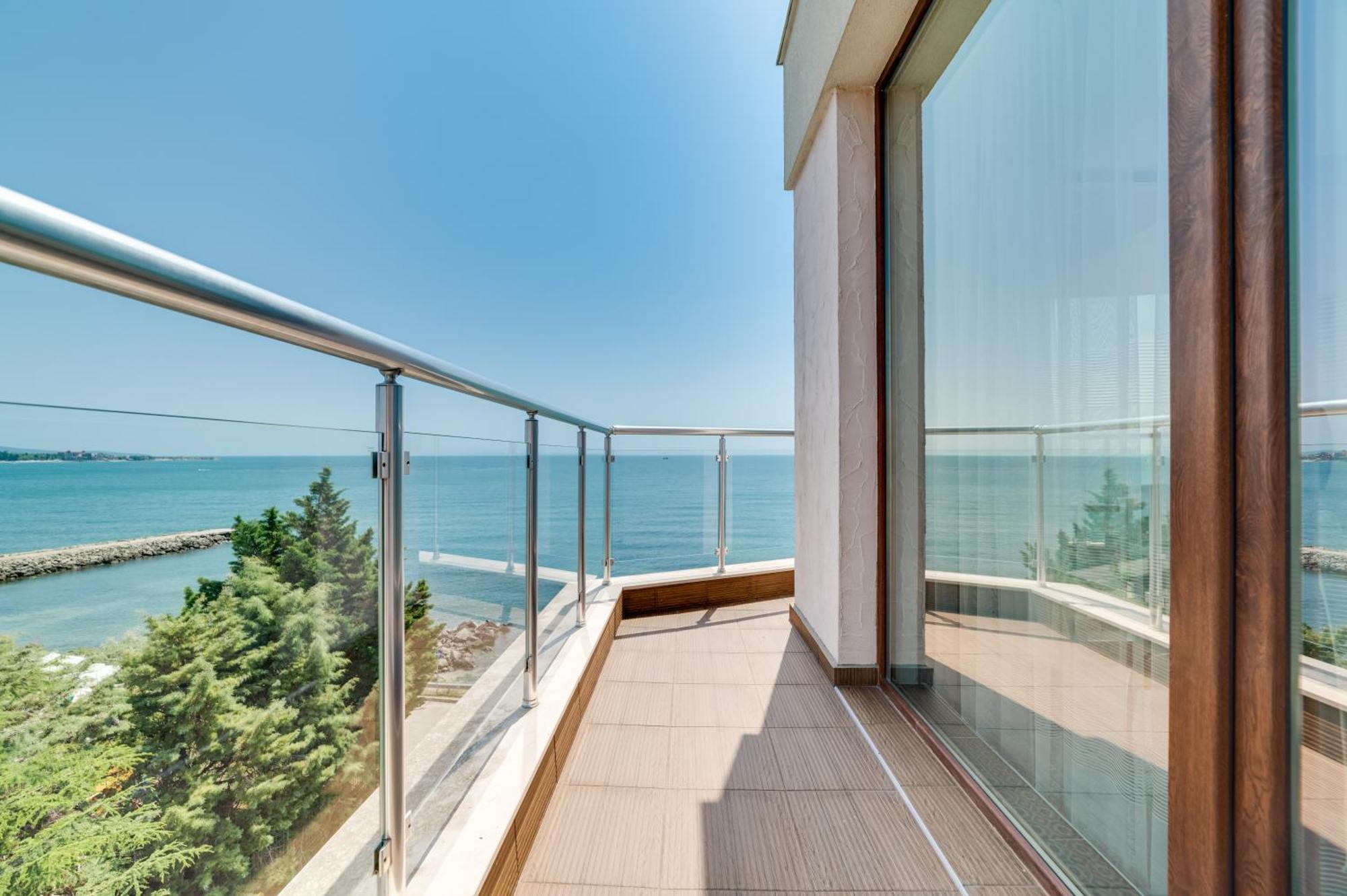 Apartcomplex Golden Bay Ravda Exterior photo
