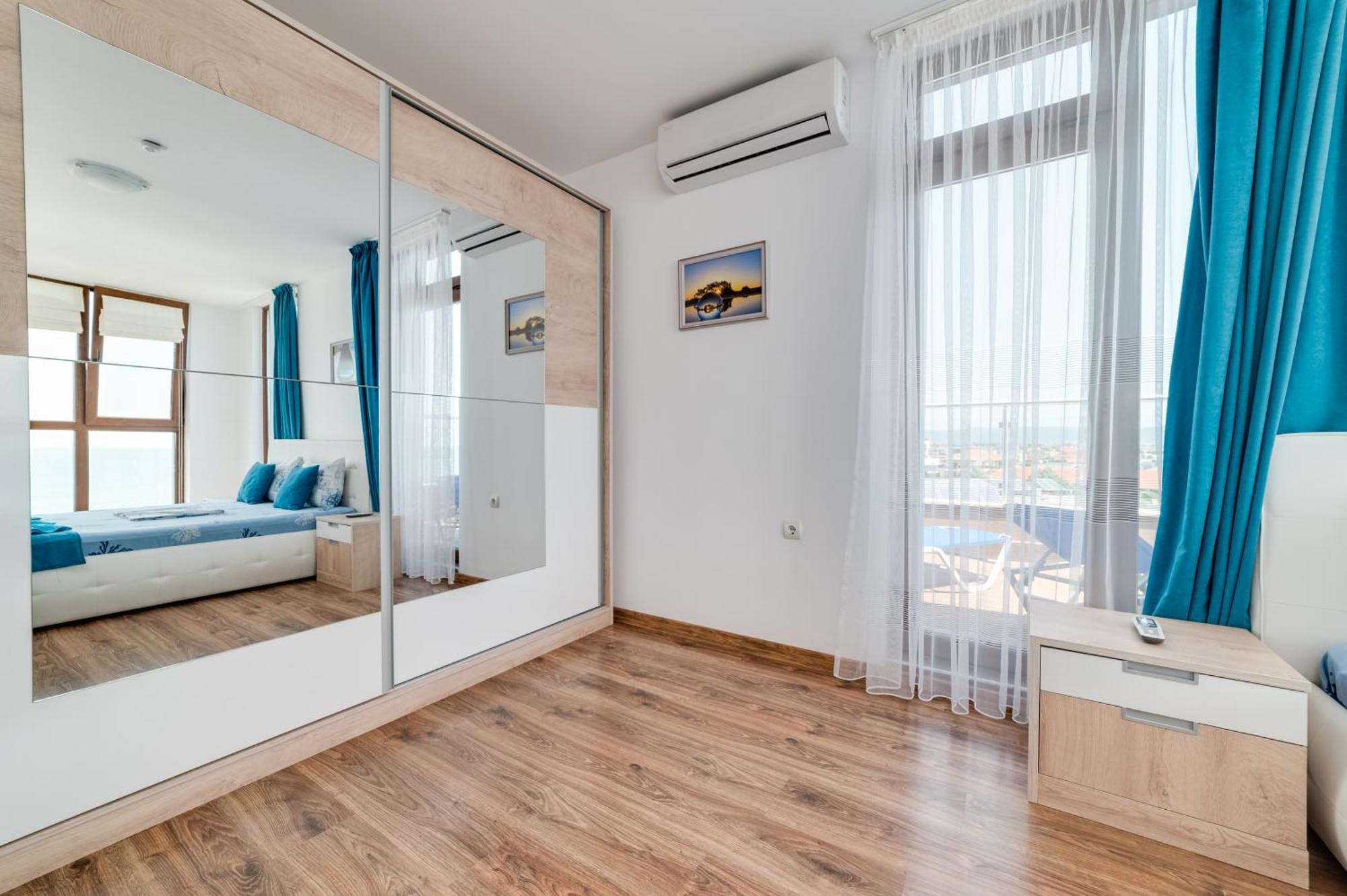 Apartcomplex Golden Bay Ravda Exterior photo