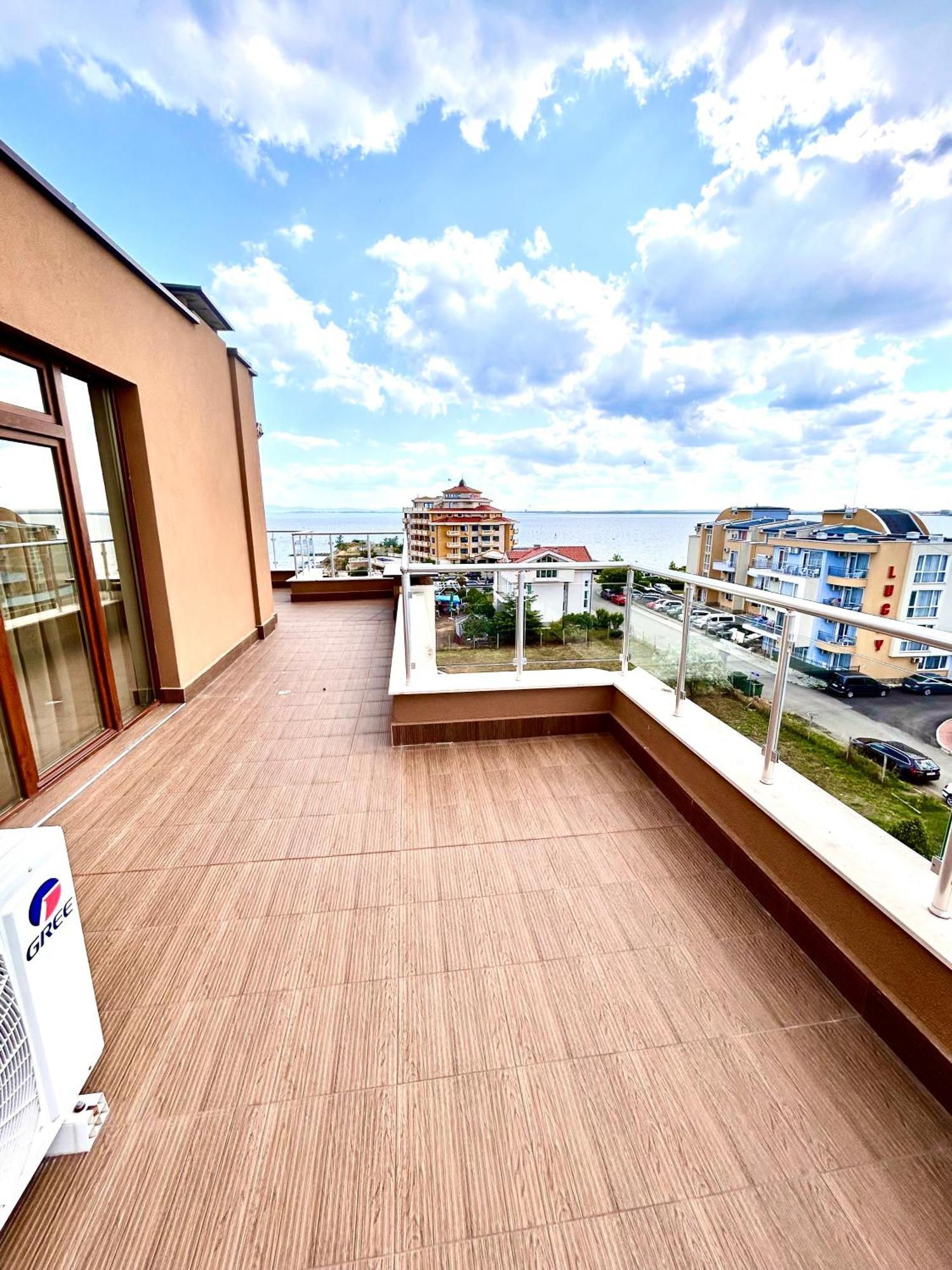 Apartcomplex Golden Bay Ravda Exterior photo